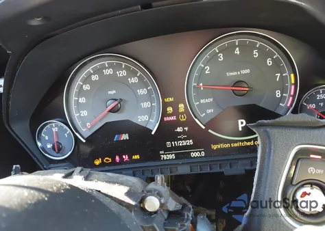 2015 BMW M3 из США, поврежденный, VIN WBS3C9C5XFP803214